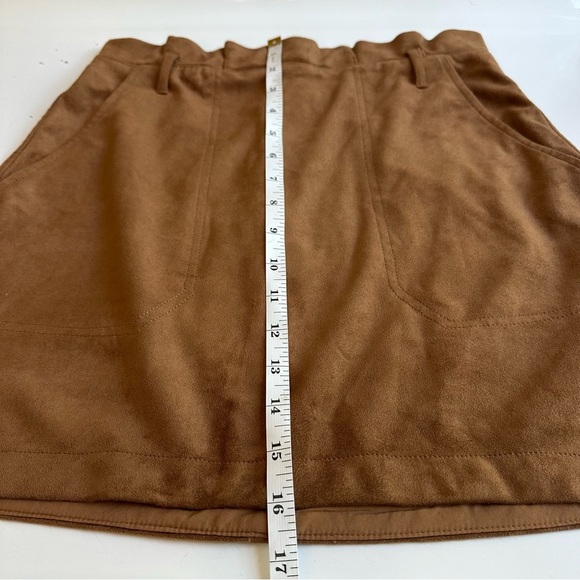 Abercrombie & Fitch Faux Suede Mini Skirt Brown Size Small Pockets Zip Up Short - Picture 6 of 10